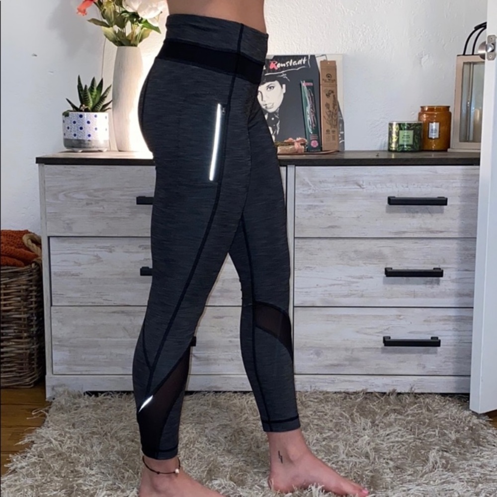 Lululemon 24” leggings - Picture 3 of 3